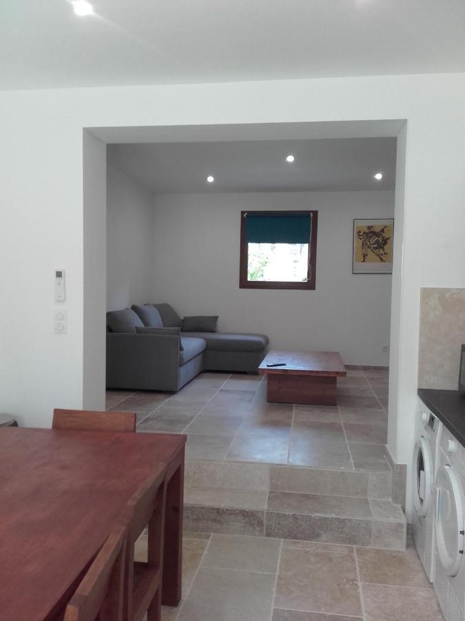 Appartement Domaine L'Oliveraie 勒卡斯特雷特 外观 照片