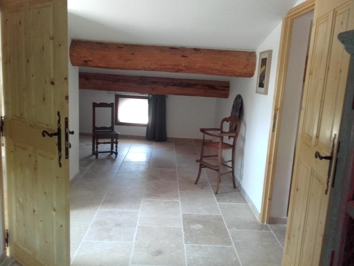 Appartement Domaine L'Oliveraie 勒卡斯特雷特 外观 照片