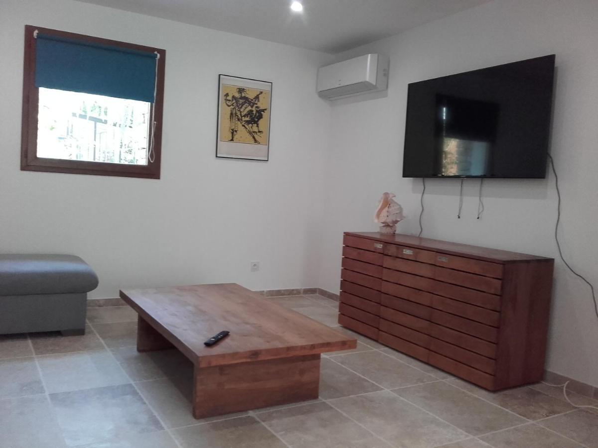 Appartement Domaine L'Oliveraie 勒卡斯特雷特 外观 照片