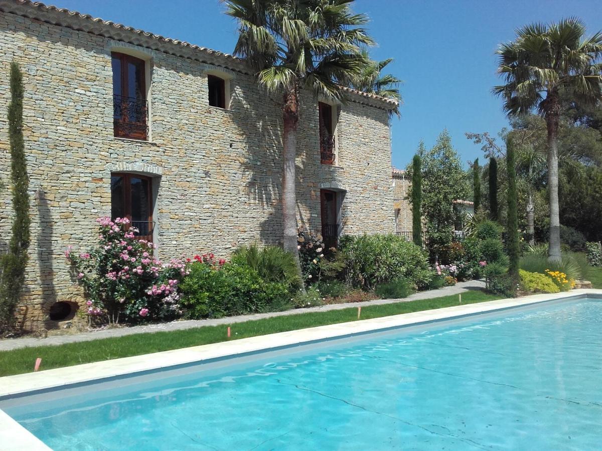 Appartement Domaine L'Oliveraie 勒卡斯特雷特 外观 照片