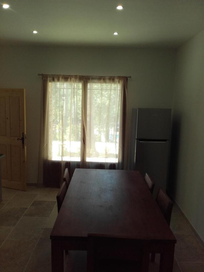 Appartement Domaine L'Oliveraie 勒卡斯特雷特 外观 照片